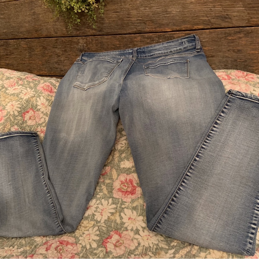 Kenzie Jeans 14 32 Waist EUC Worn Look